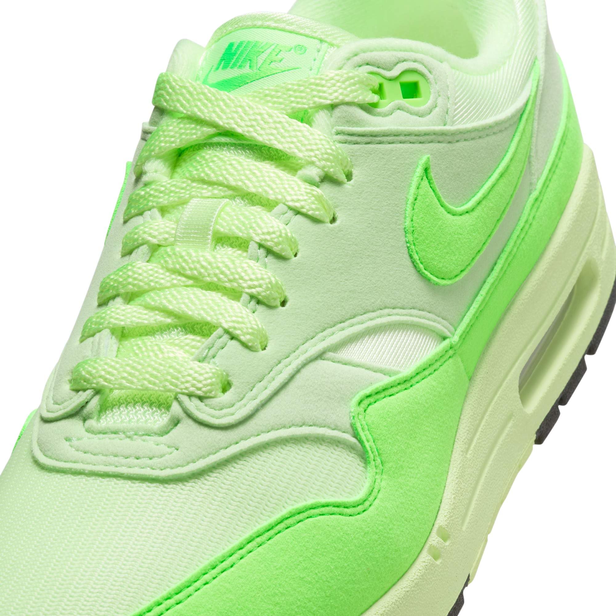 Nike Women's Air Max 1 '87 Shoes, Vapor Green/Barely Volt/Black/Green Strike, Size 7
